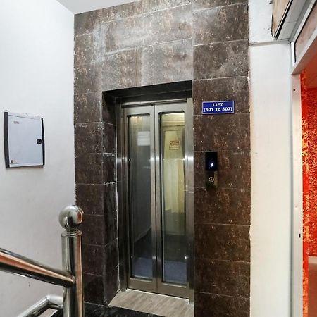 Oyo 72993 Hotel The Gold 法里达巴德 外观 照片