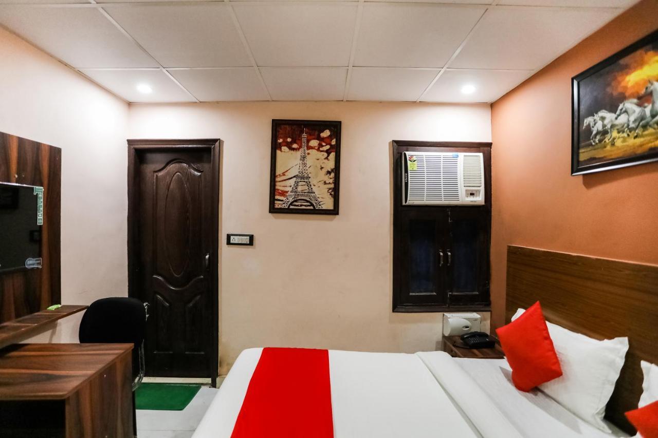 Oyo 72993 Hotel The Gold 法里达巴德 外观 照片