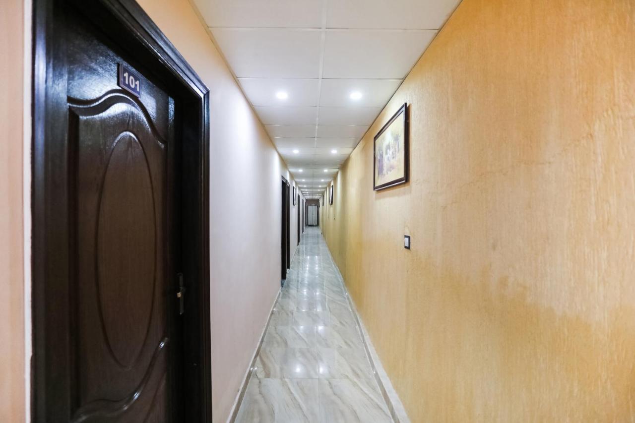 Oyo 72993 Hotel The Gold 法里达巴德 外观 照片